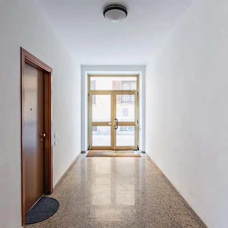 Casa Elena - Vicino Al Castello - By Host4u Apartman Pavia